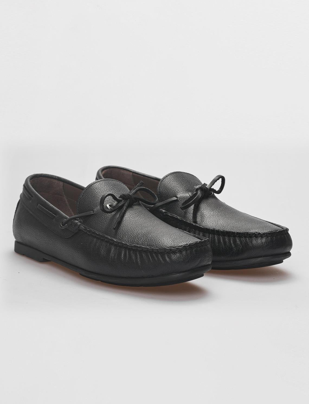 İpli Fiyonk Detaylı Hakiki Deri Siyah Erkek Loafer