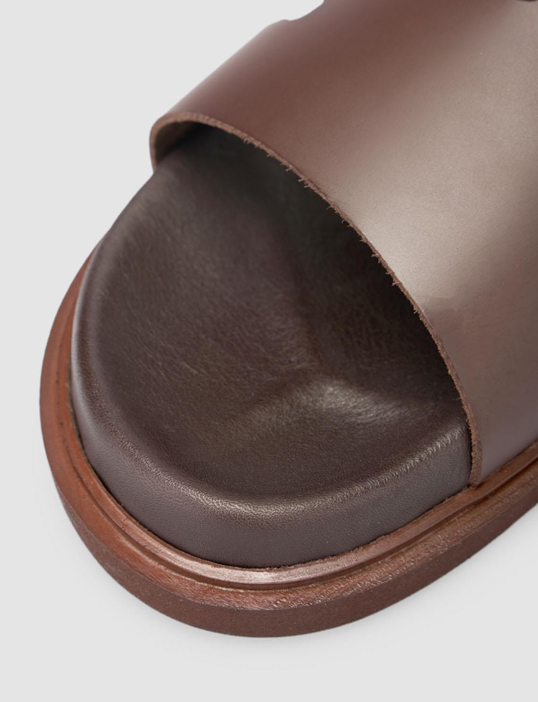 Kahverengi Erkek Terlik