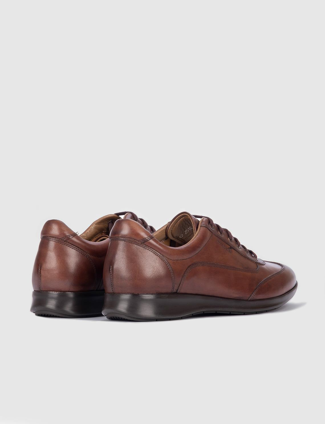 Kauçuk Tabanlı Hakiki Deri Kahverengi Bağcıklı Erkek Günlük Ayakkabı