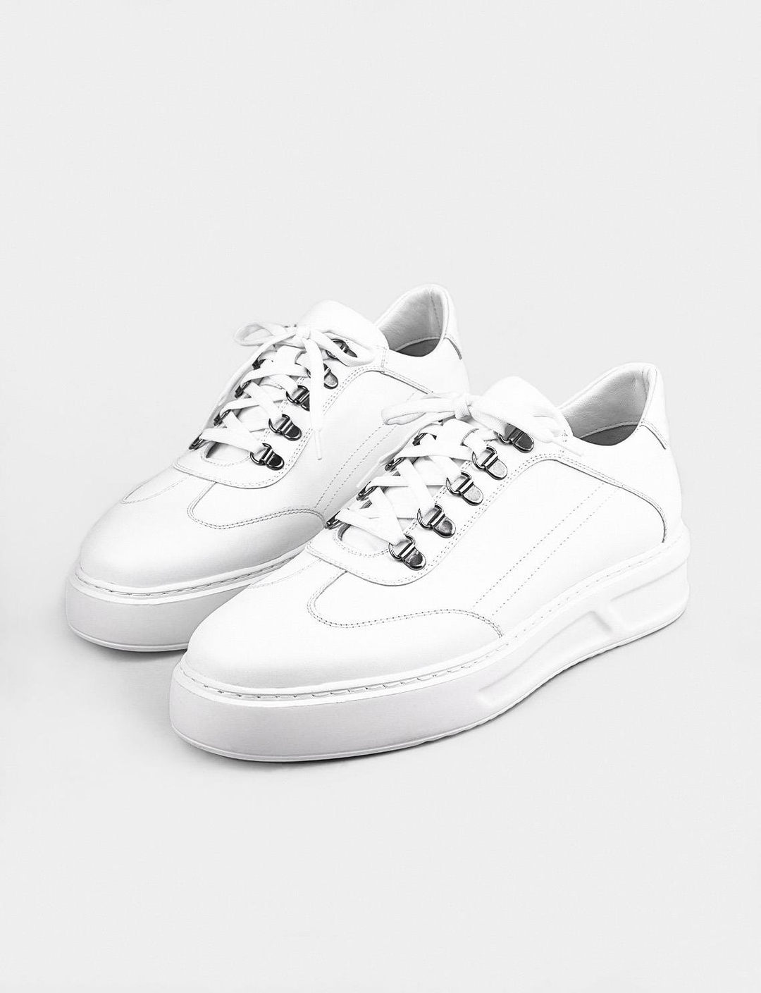 Mevsimlik Hakiki Deri Beyaz Bağcıklı Erkek Spor Ayakkabı