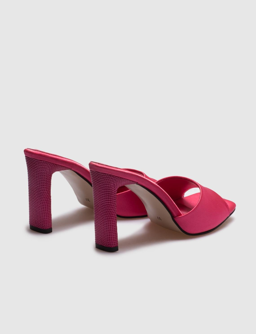 Pembe Saten Kadın Topuklu Terlik