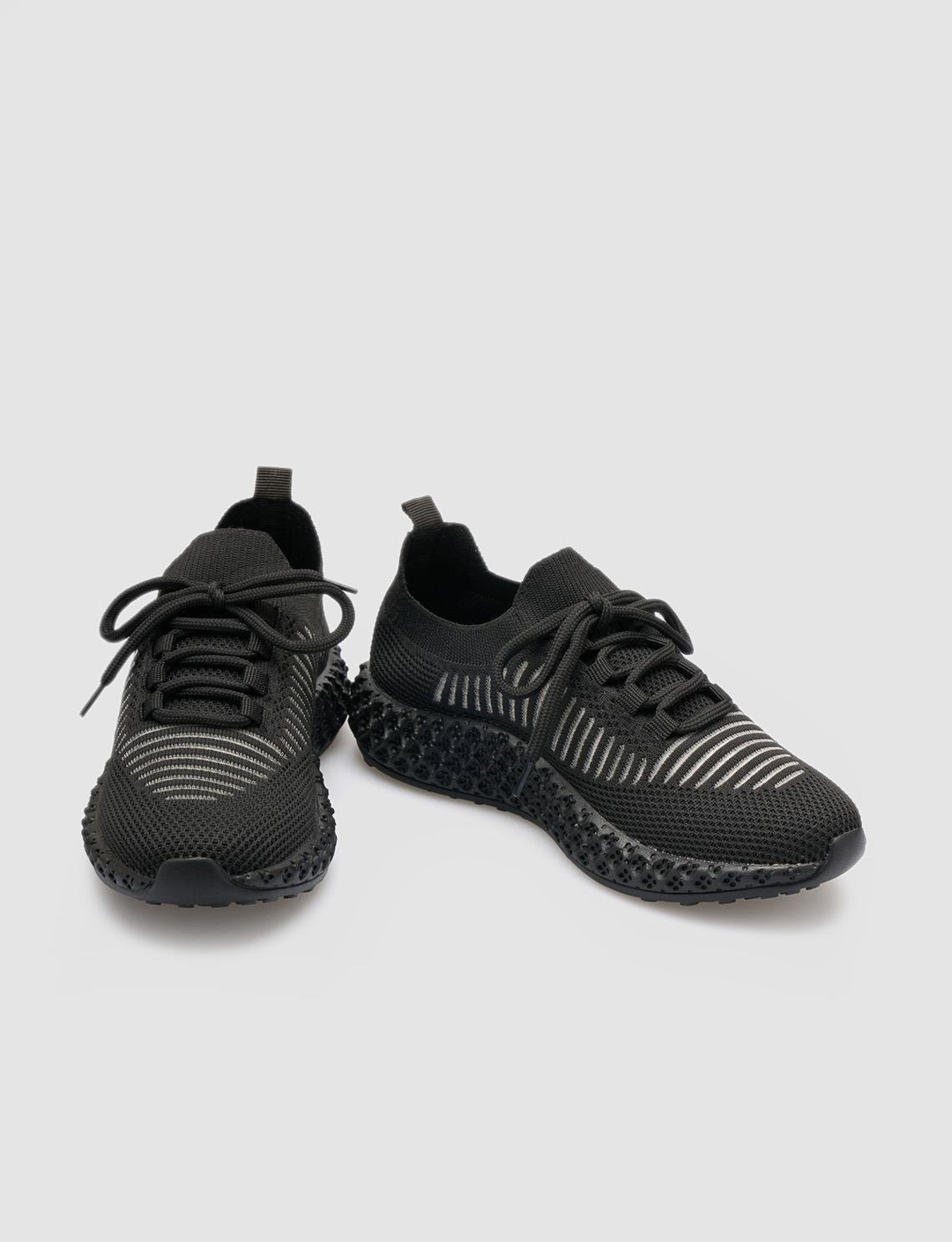 Siyah Bağcıklı Triko Kadın Spor Ayakkabı