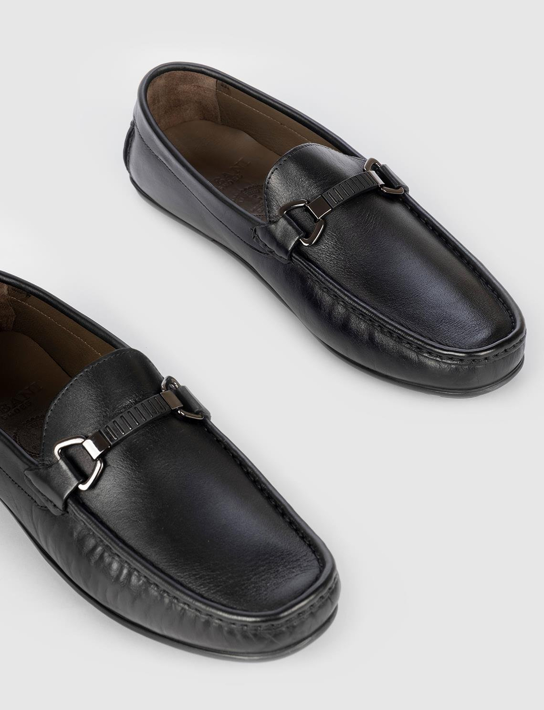 Men Black Genuine Leather Loafers