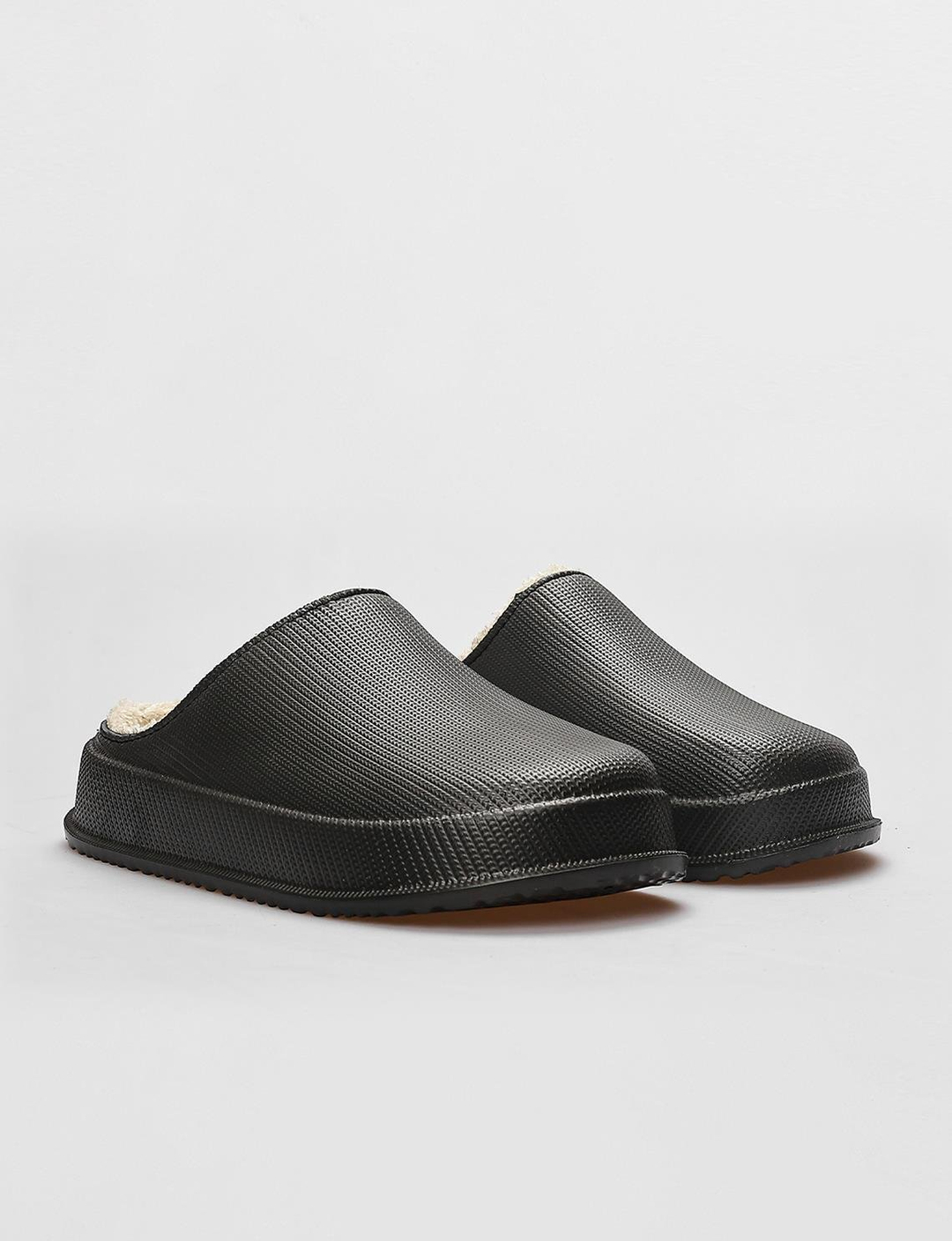 Vegan Deri Siyah Kadın Terlik