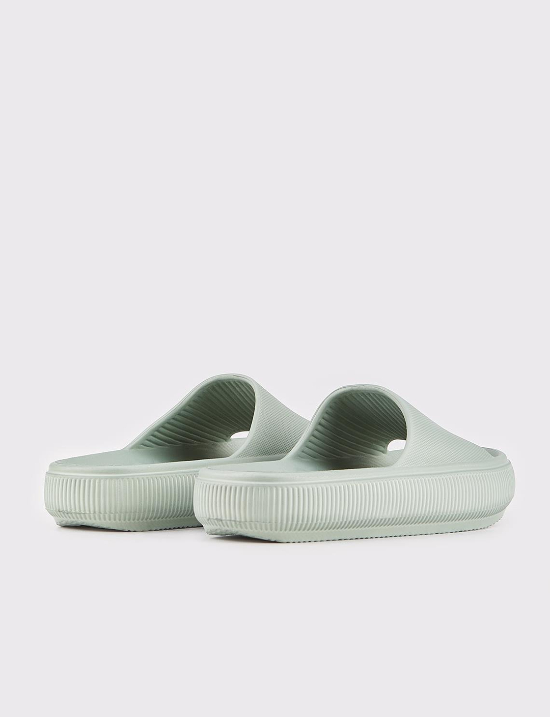 Yeşil Kadın Düz Terlik