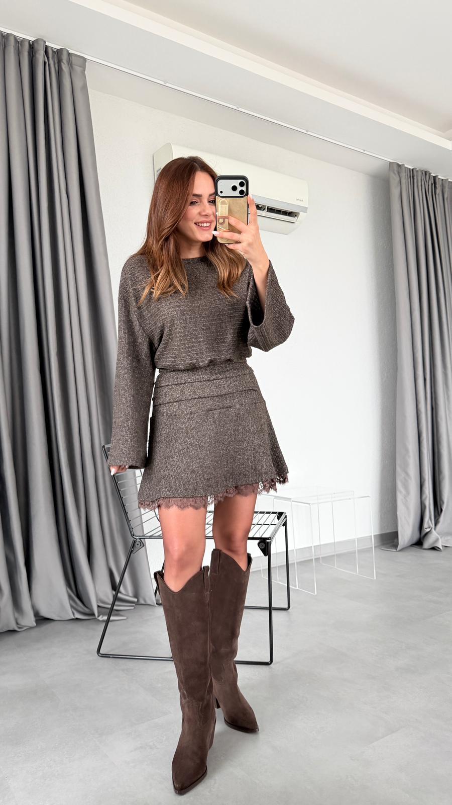 Dantel Detaylı Elbise