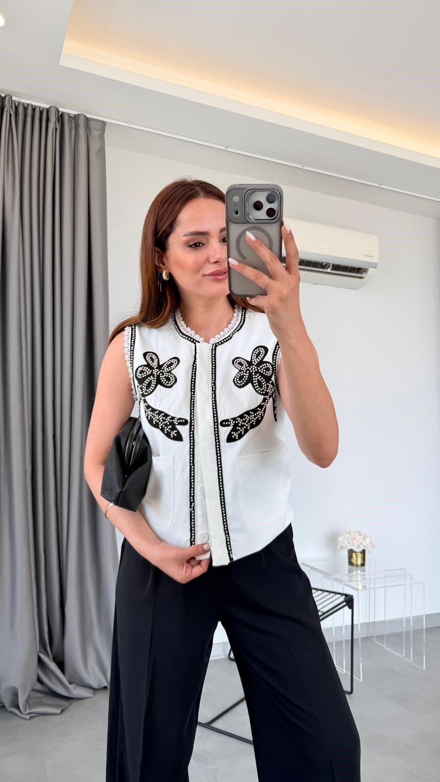 Ekru Volantis Boncuk Detaylı Nakışlı Premium Yelek