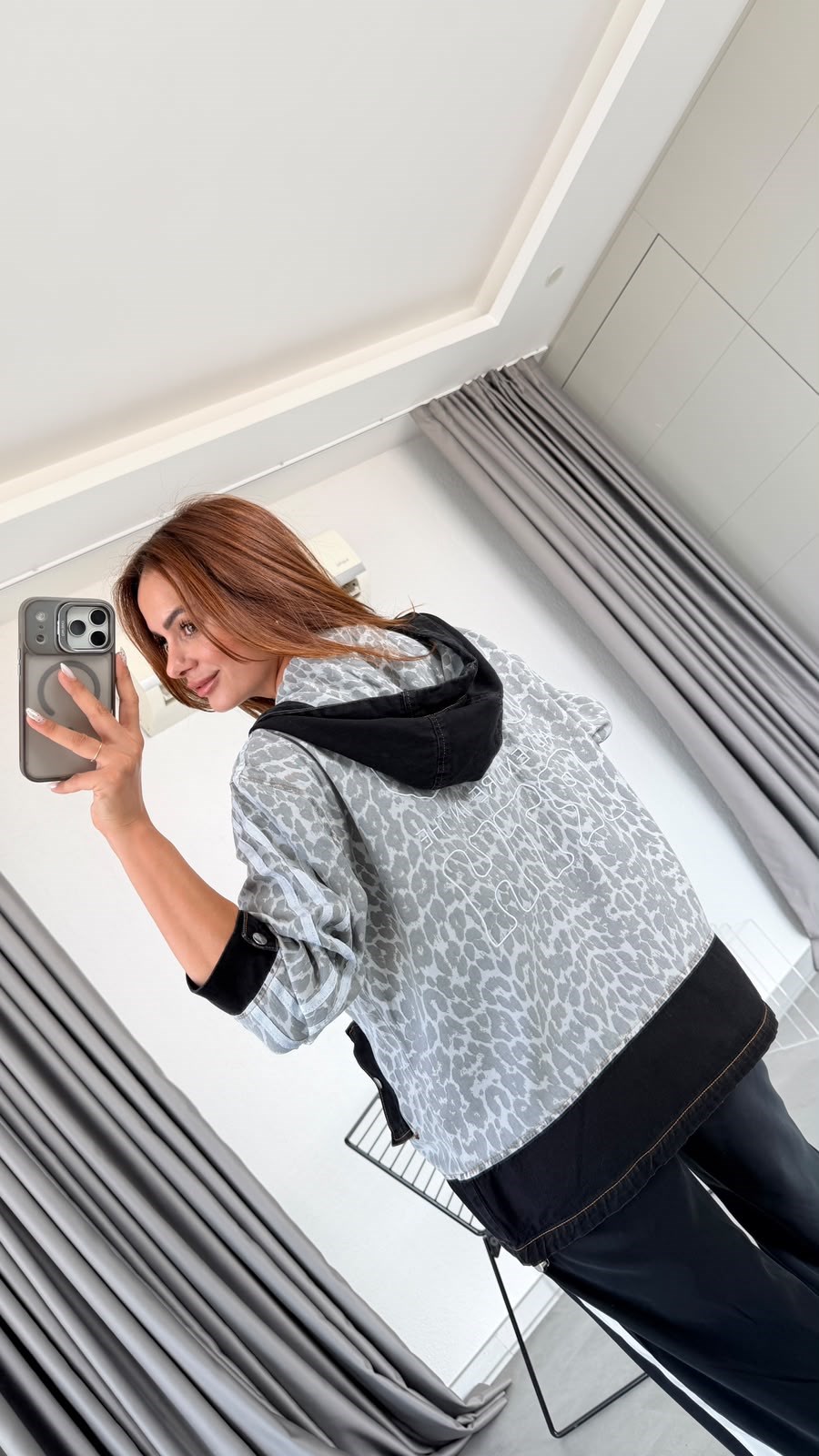 Leopar Desenli Stella Nakış Detaylı Denim Ceket