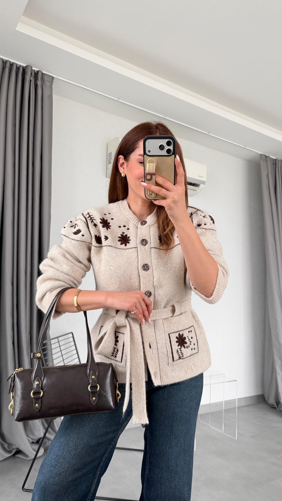 Nakış İşlemeli Kuşak Detaylı Hırka