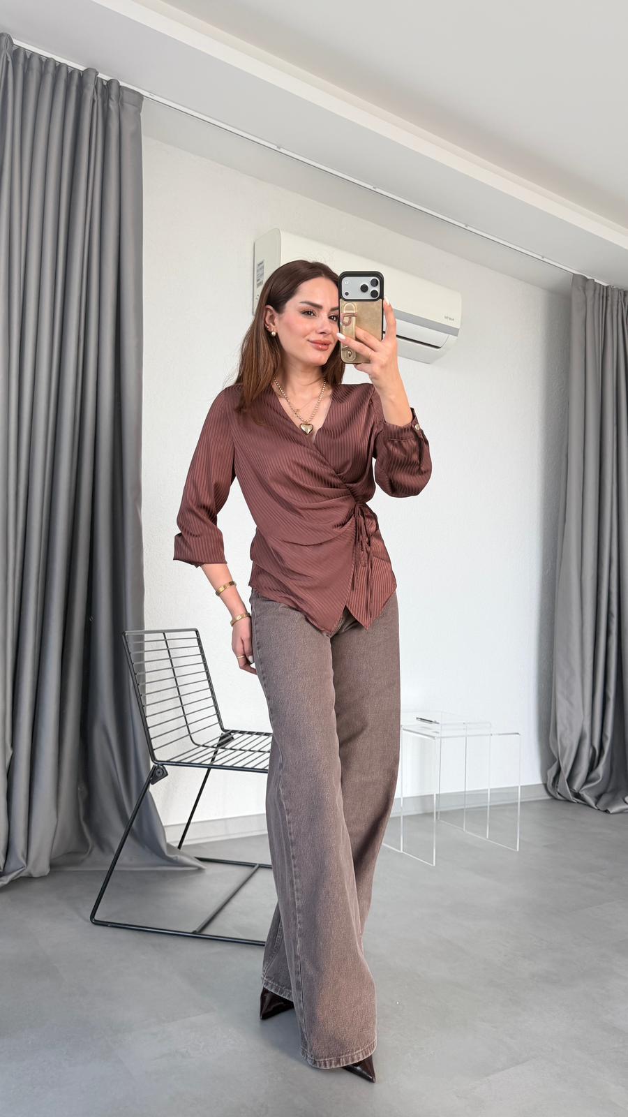 Fabia Pileli Kruvaze Bağlamalı Gömlek