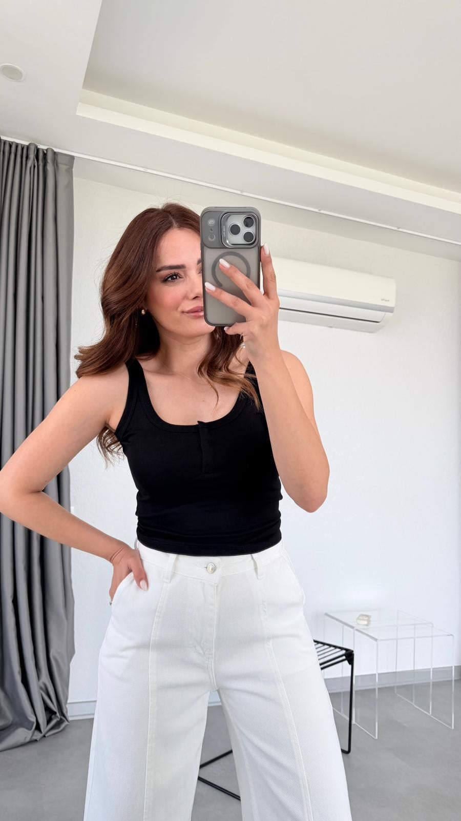 Siyah Dlvn Askılı Çıtçıtlı Atlet