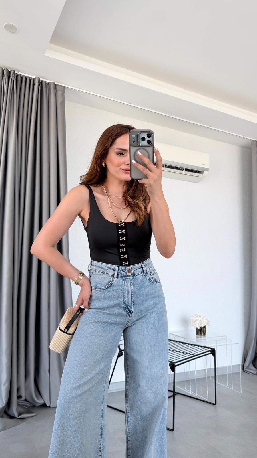 Siyah Havana Gold Kopça Detaylı Bodysuit