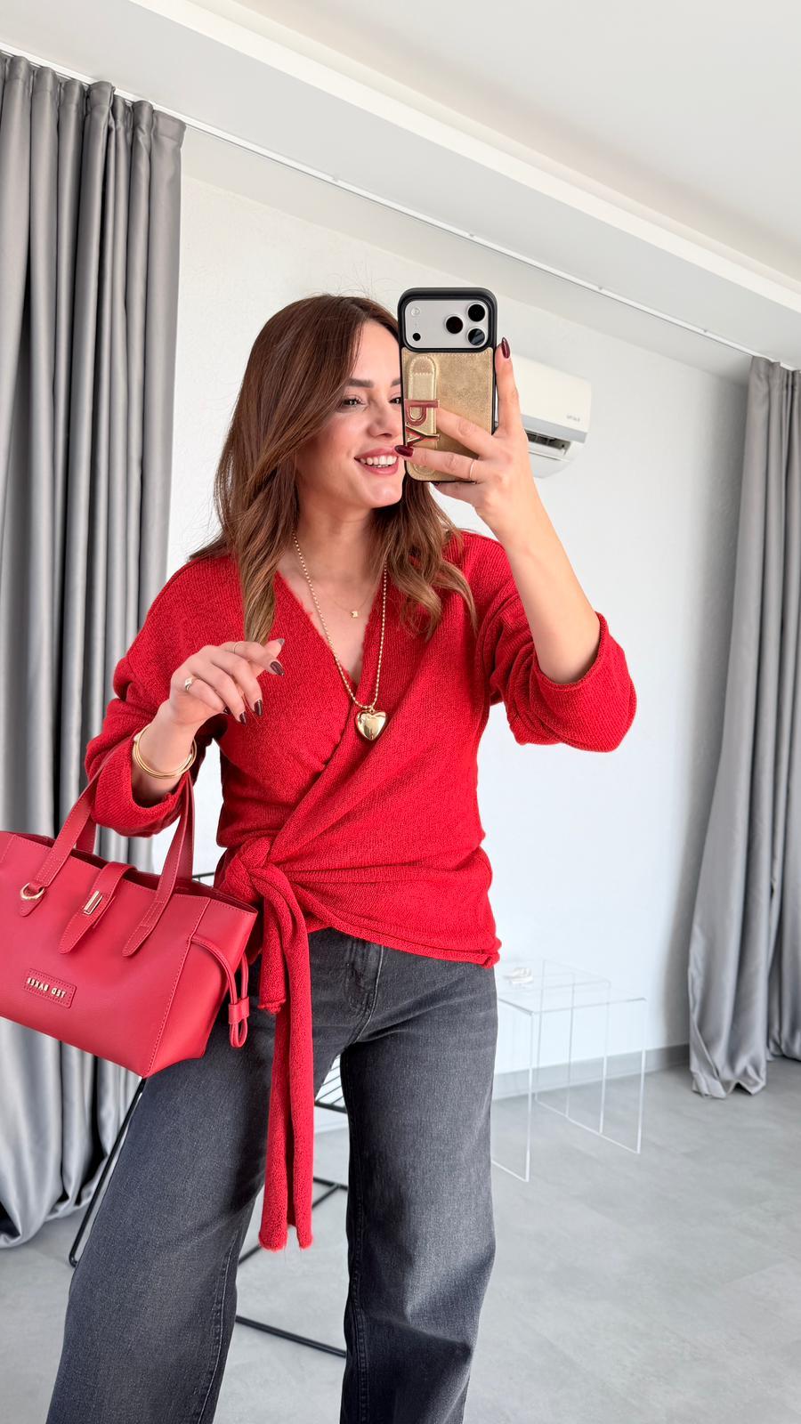 Kruvaze Bağlama Detaylı Triko Kazak