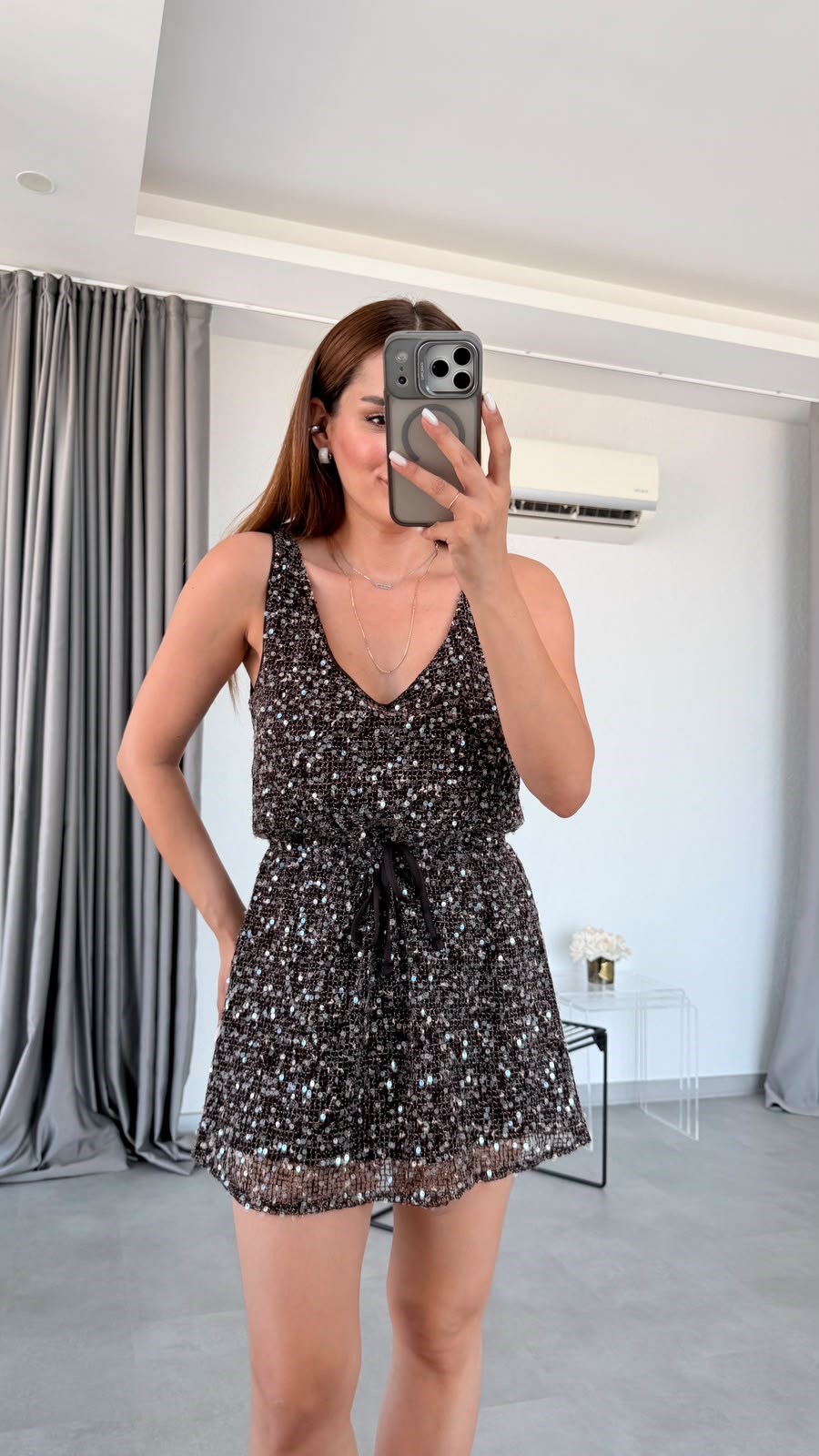 Siyah Peony Askılı Pullu Elbise