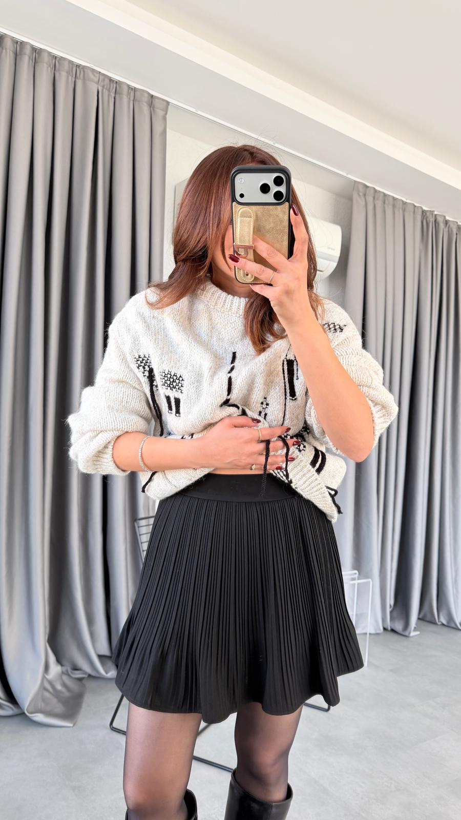 Dora Pile Detaylı Etek