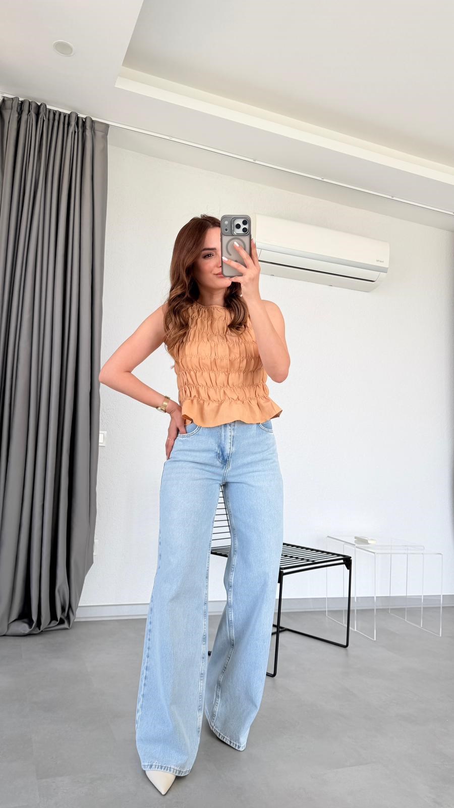 Bej Zen Kolsuz Crop Bluz