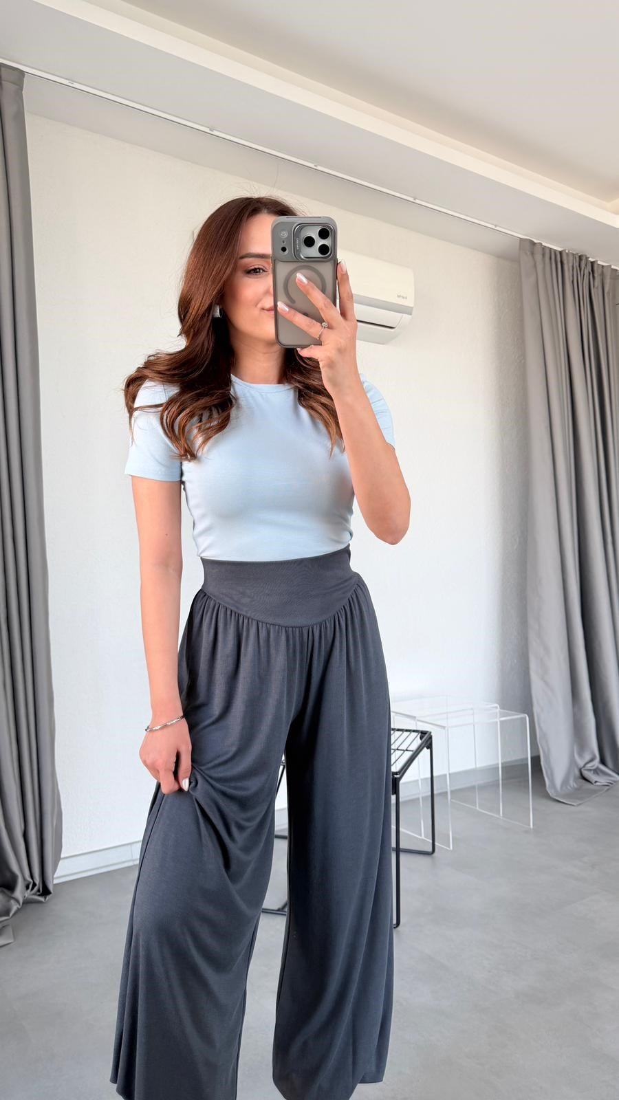 Dury Modern Kesim Paçası Lastikli Pantolon