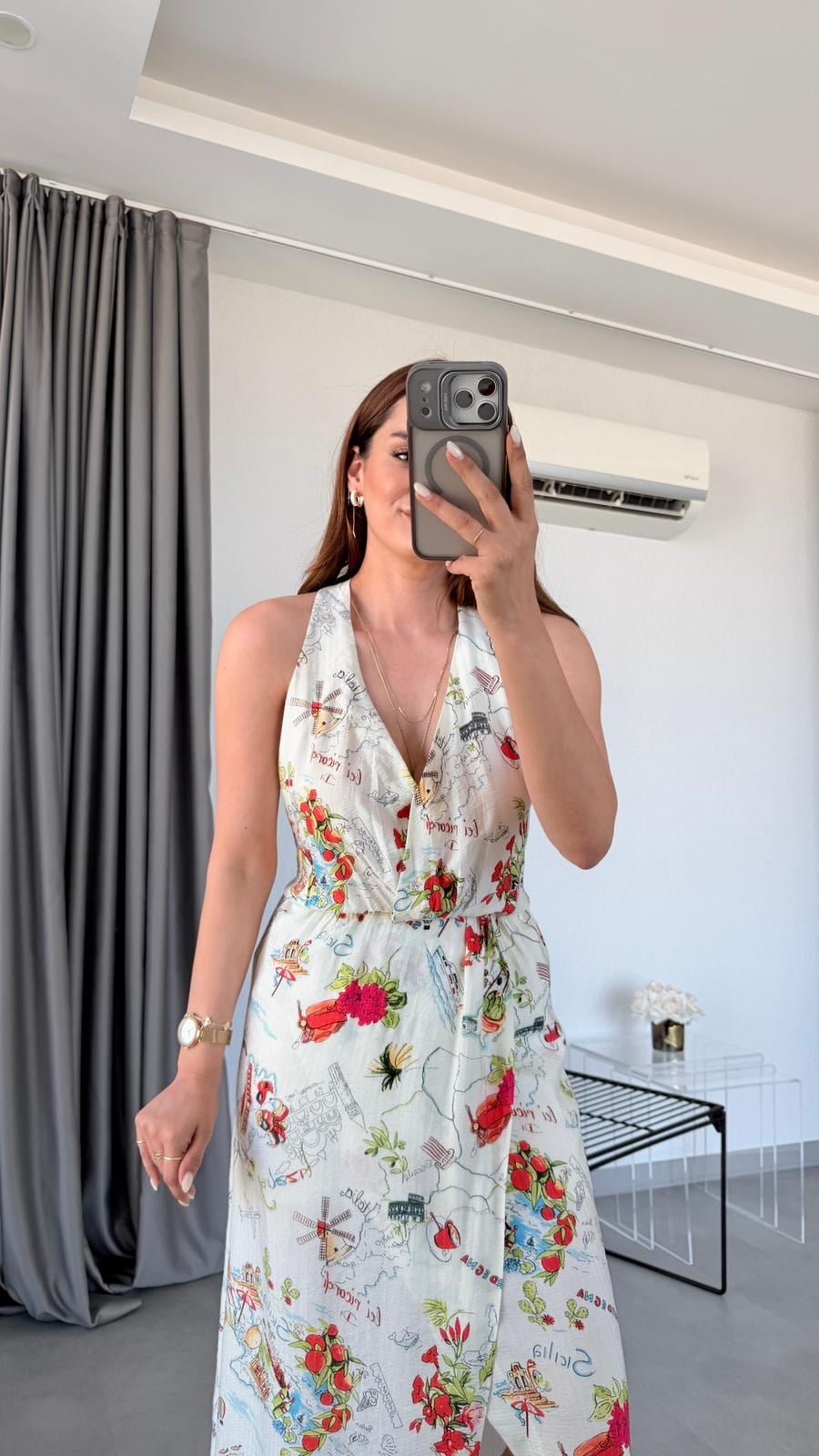 Desenli Hina Yırtmaç Detaylı Elbise