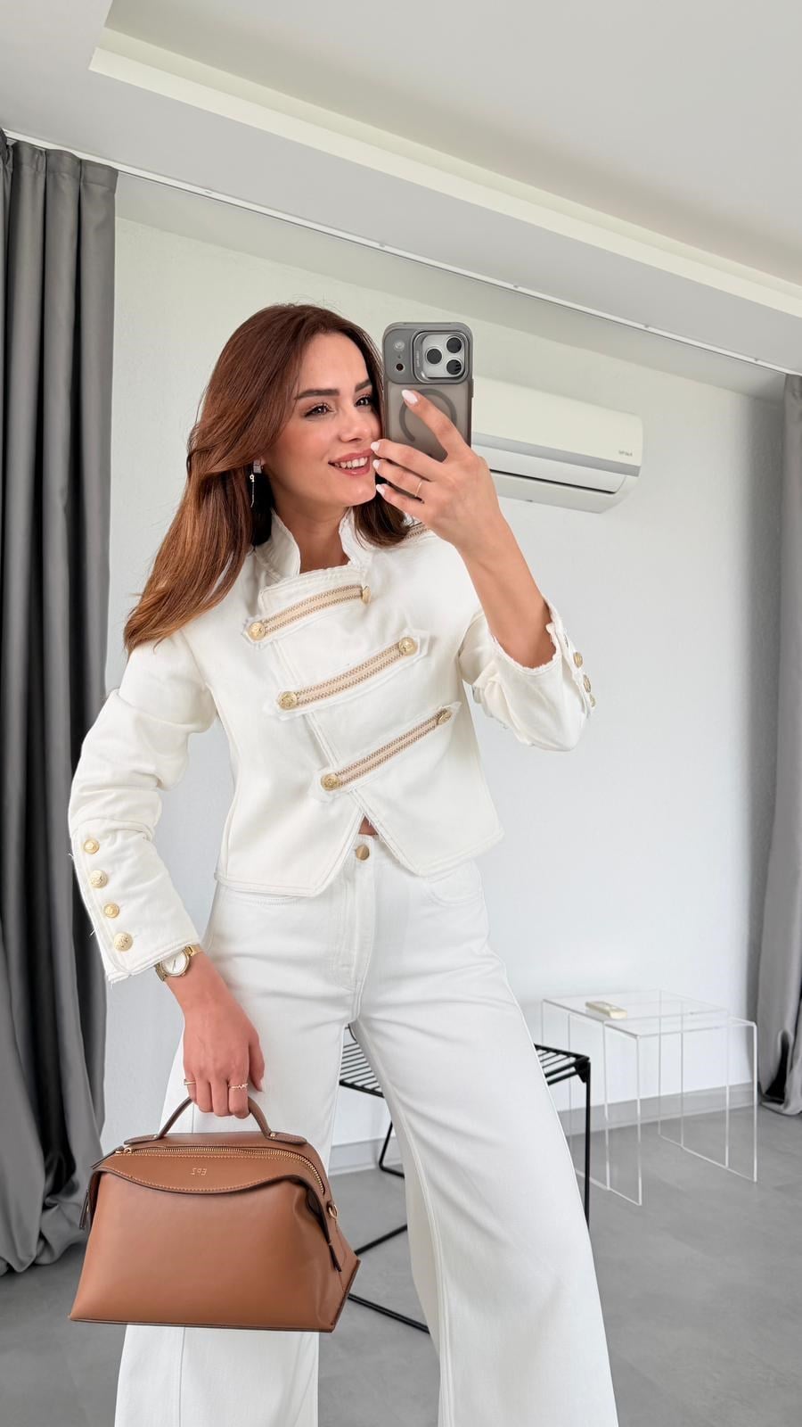 Ekru Alize Gold Düğmeli Tasarım Blazer Ceket