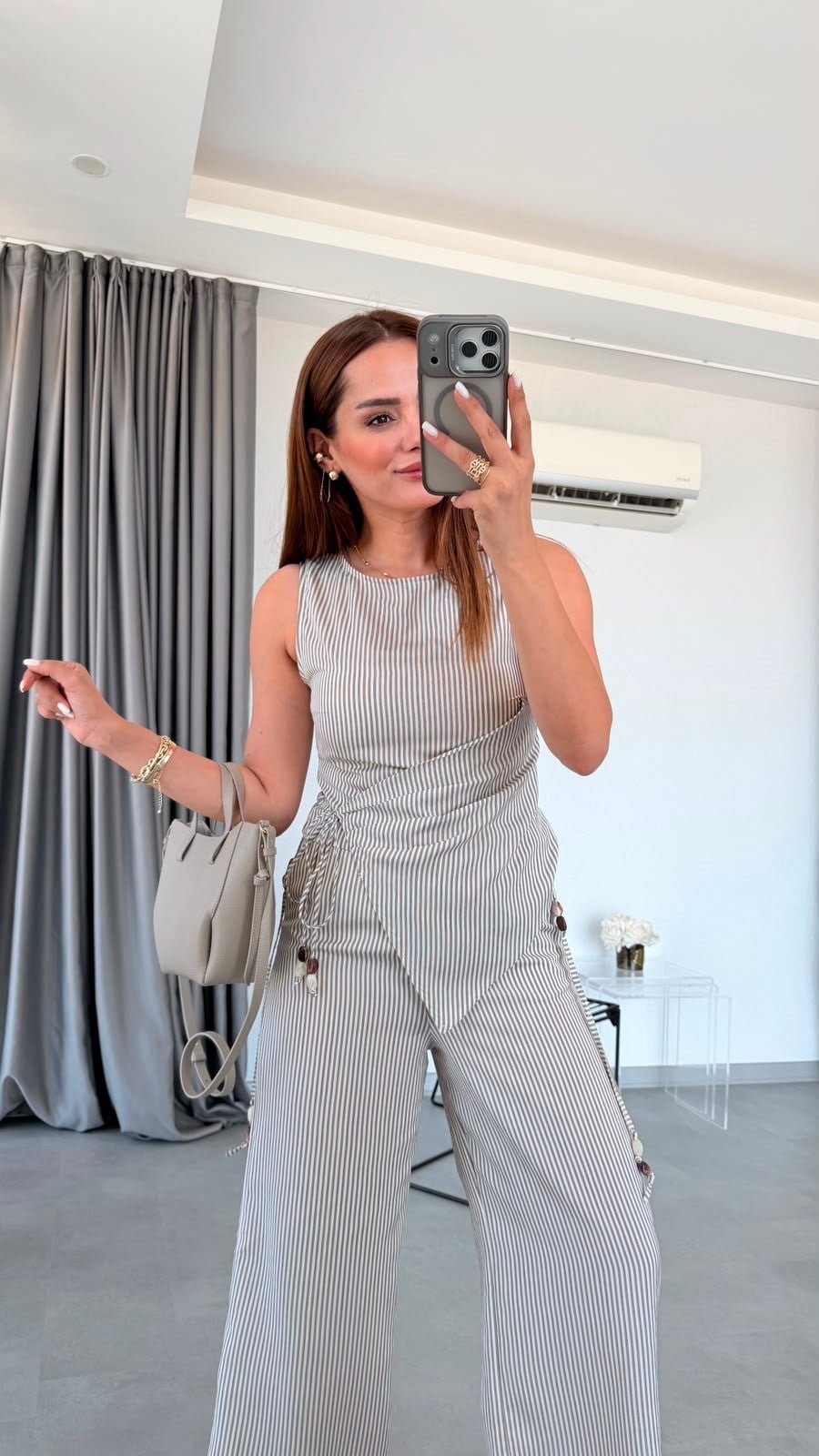 Ekru Katia Çizgili Asimetrik Kesim Bluz Pantolon Takım