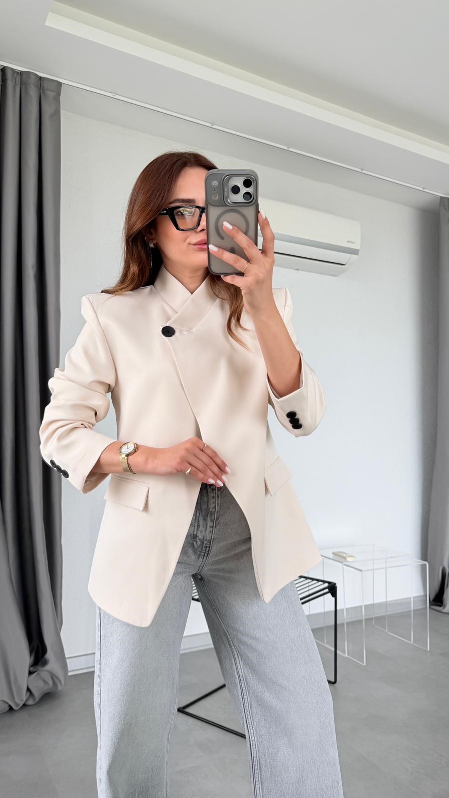 Taş Rengi Tek Düğme Detaylı Blazer Ceket
