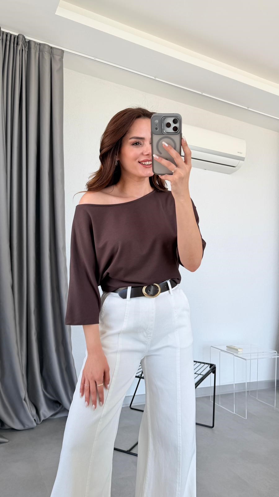 Kahve Melinda Düşük Omuz Tişört