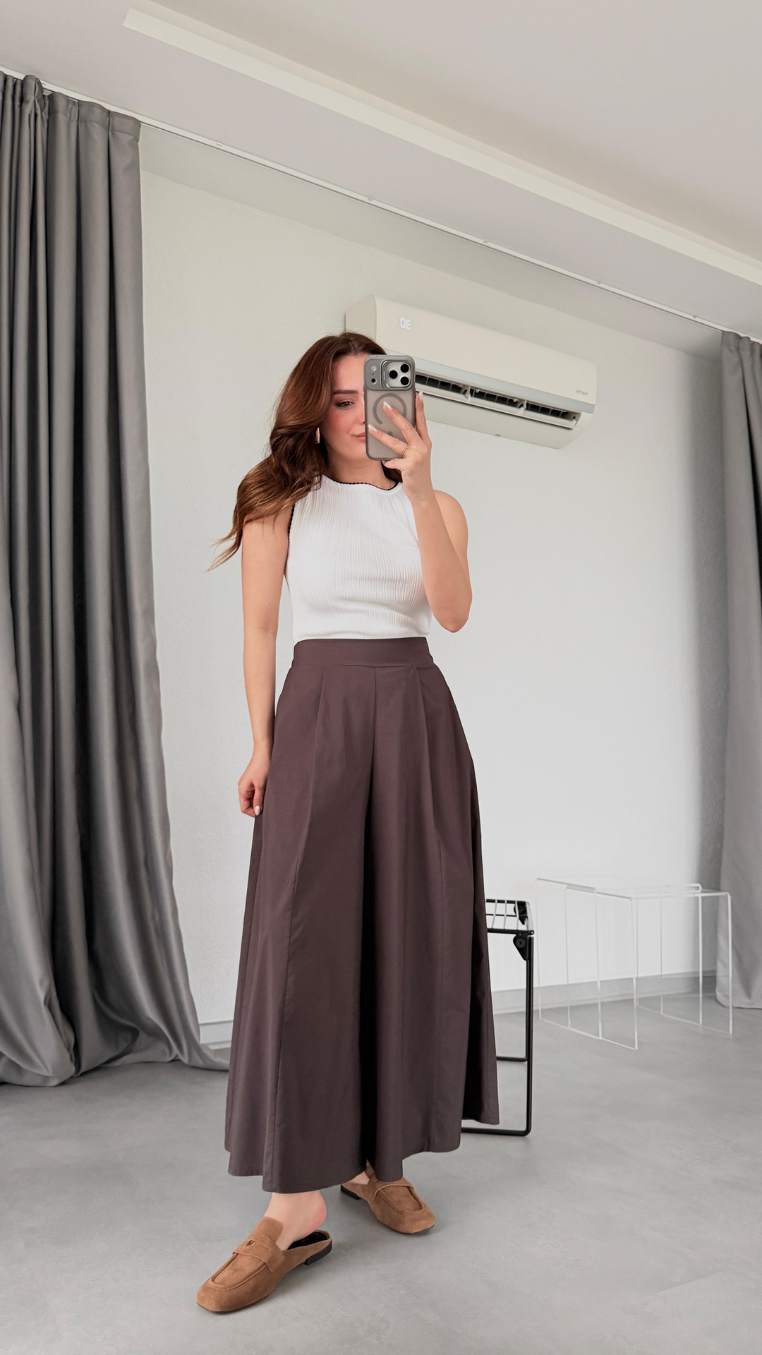 Janna Pile Detaylı Geniş Paça Pantolon