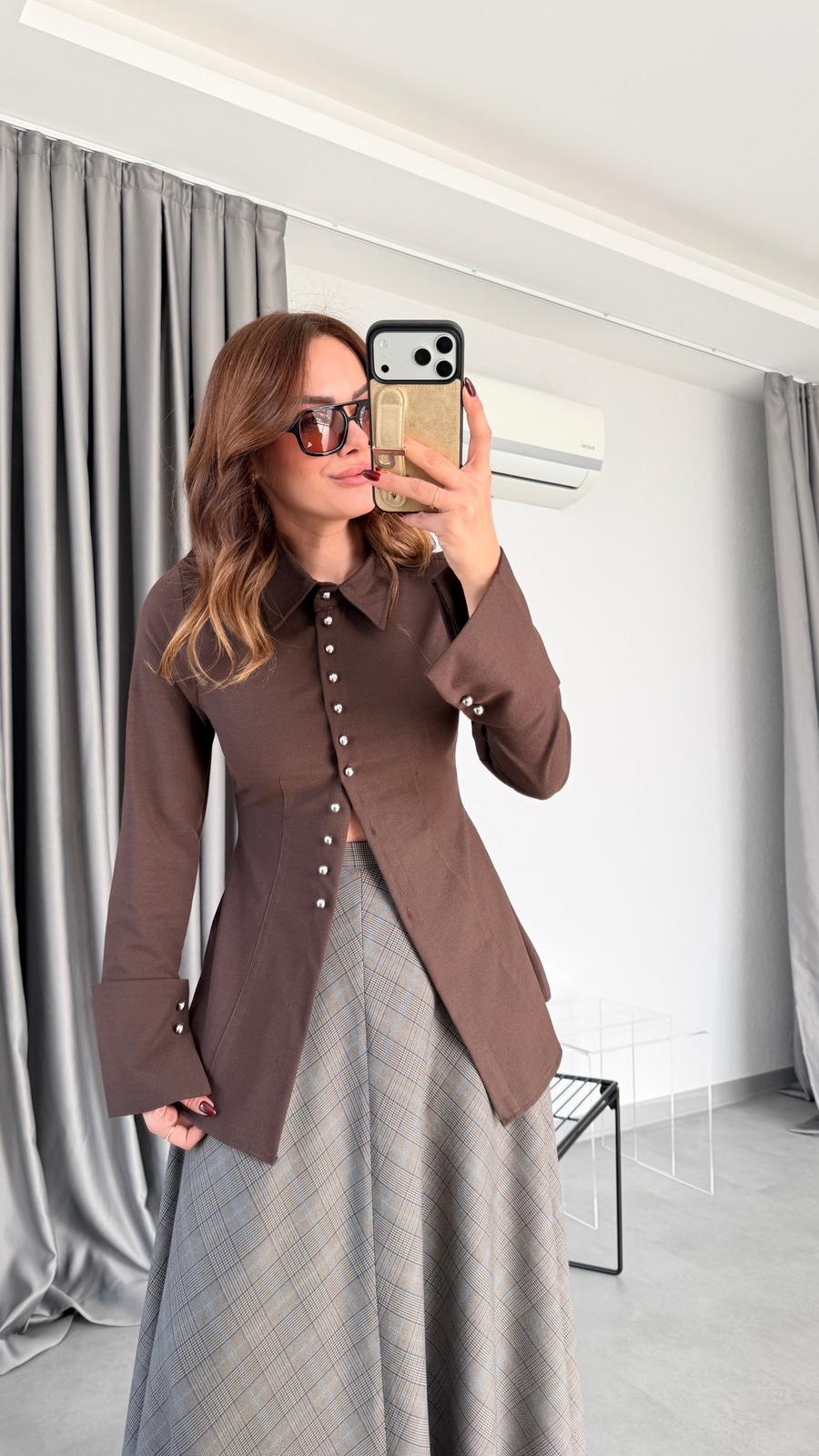 Cayla Metal Düğmeli Slim Fit Gömlek