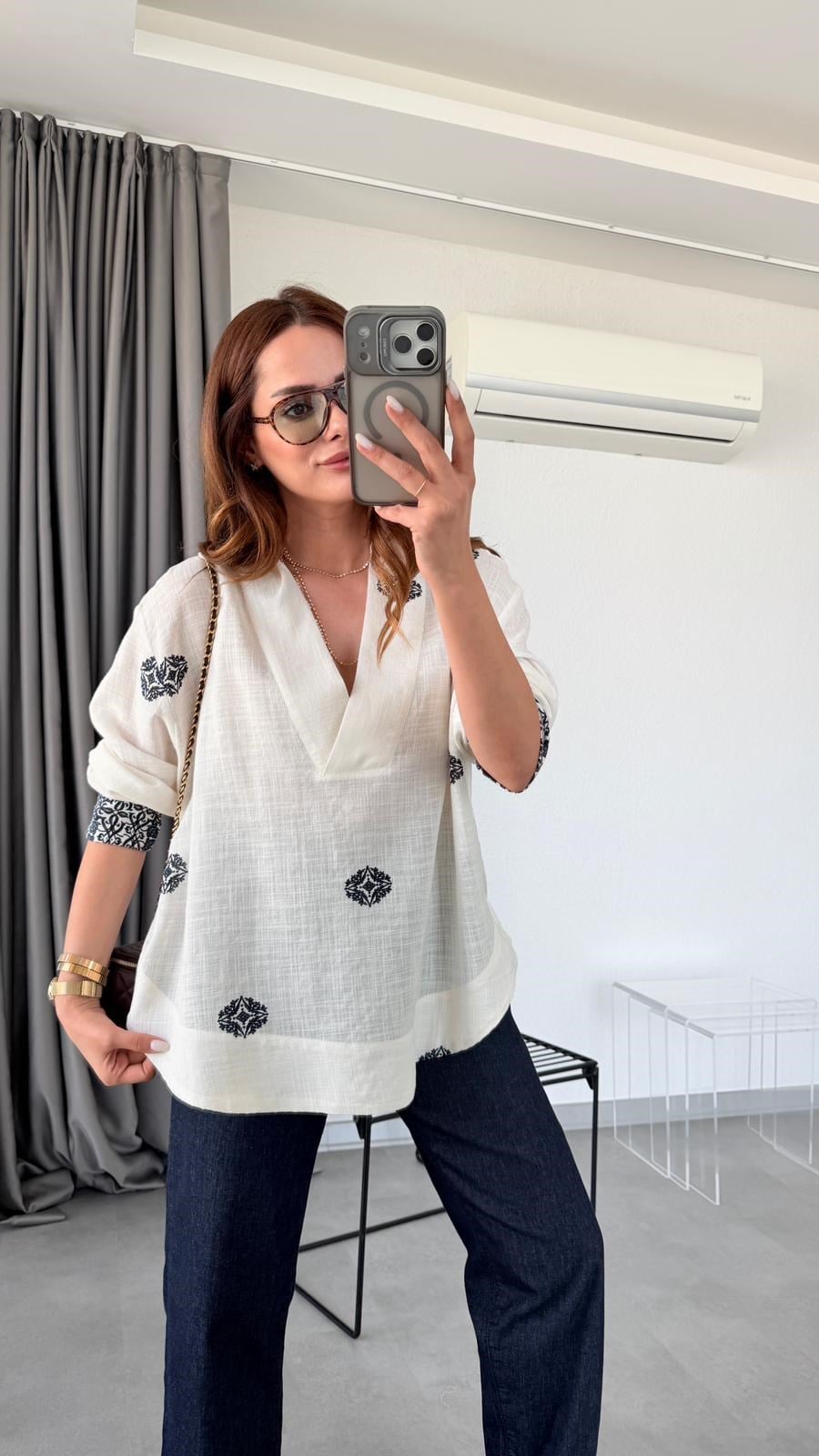 Ekru Juvia Nakış İşlemeli Gömlek