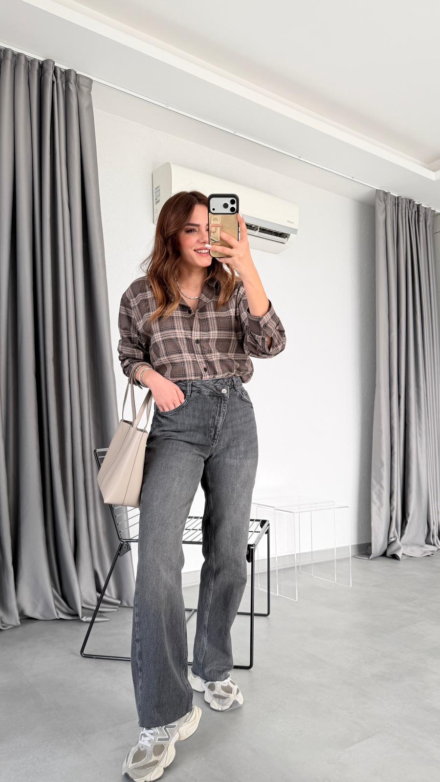 Amanda Kesik Paça Boyfit Jean