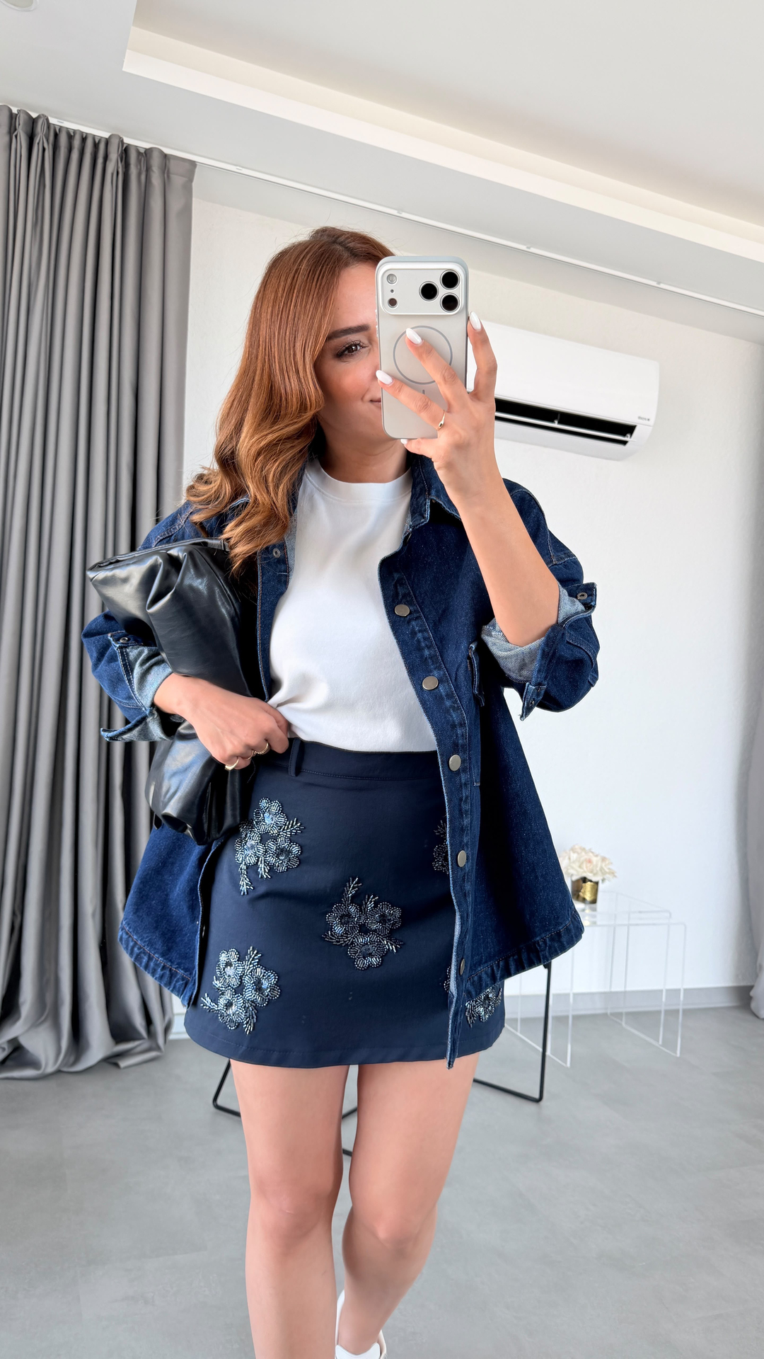 Lacivert Boncuk İşlemeli Mini Etek