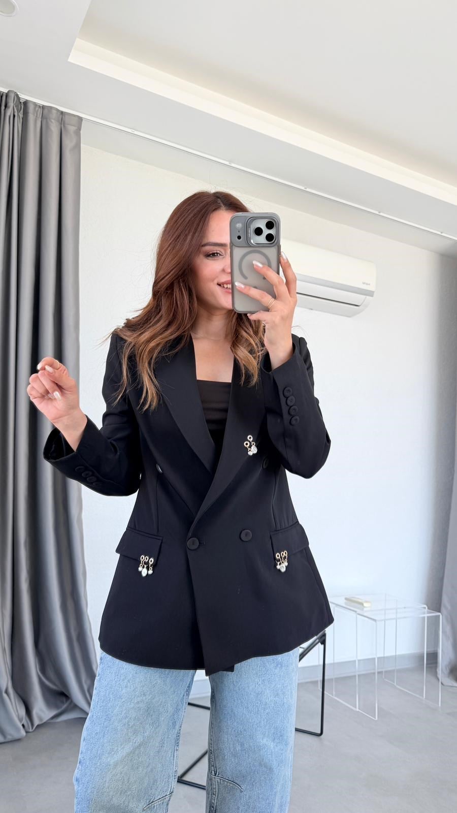 Siyah Küpeli Blazer Ceket