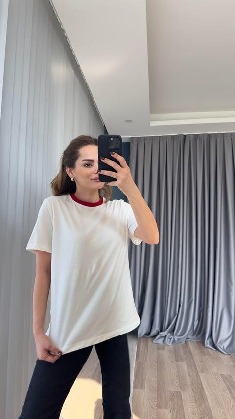 Adela Bisiklet Yaka Tişört