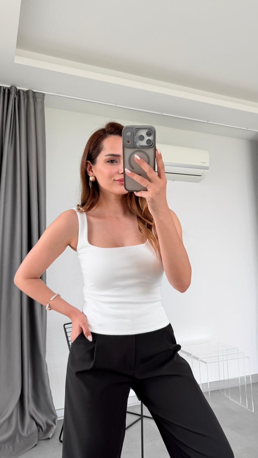 Beyaz Emma Askılı Atlet