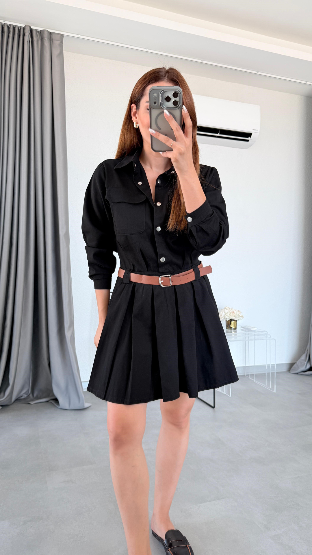 Siyah Wels Çıtçıtlı Eteği Pileli Gabardin Gömlek Elbise
