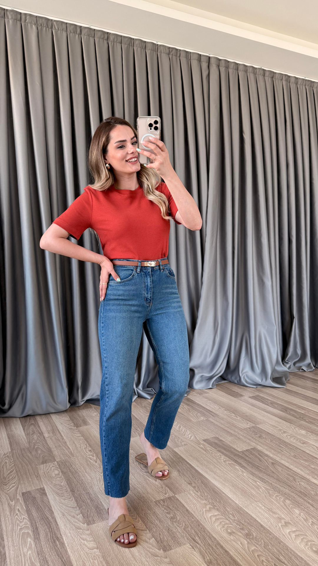 Fiora Kesik Paça Boyfit Jean
