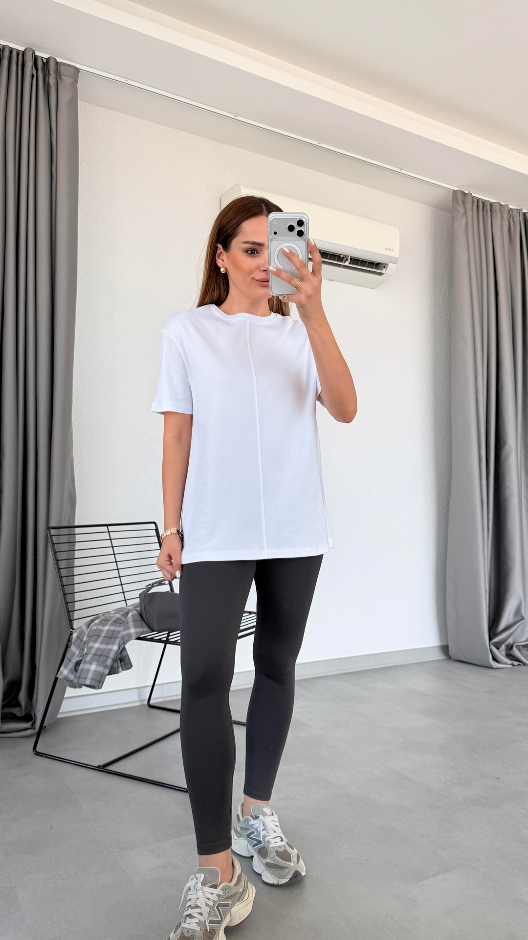 Pelin Yıldız Butik | Finger Dikiş Detaylı Tişört | Mersin Butik 