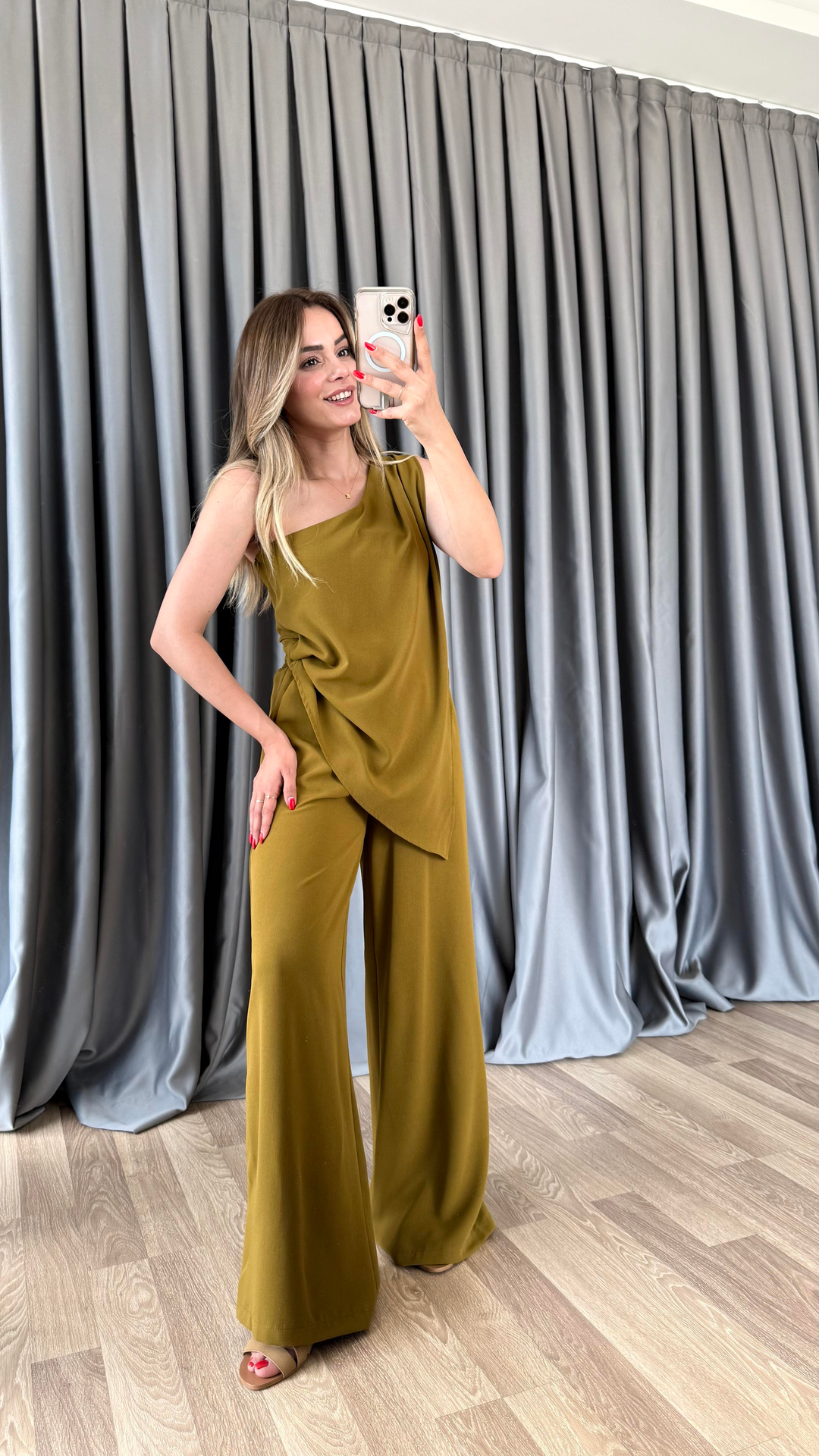 Shine Tek Omuz Bluz Beli Lastikli Pantolon Takım