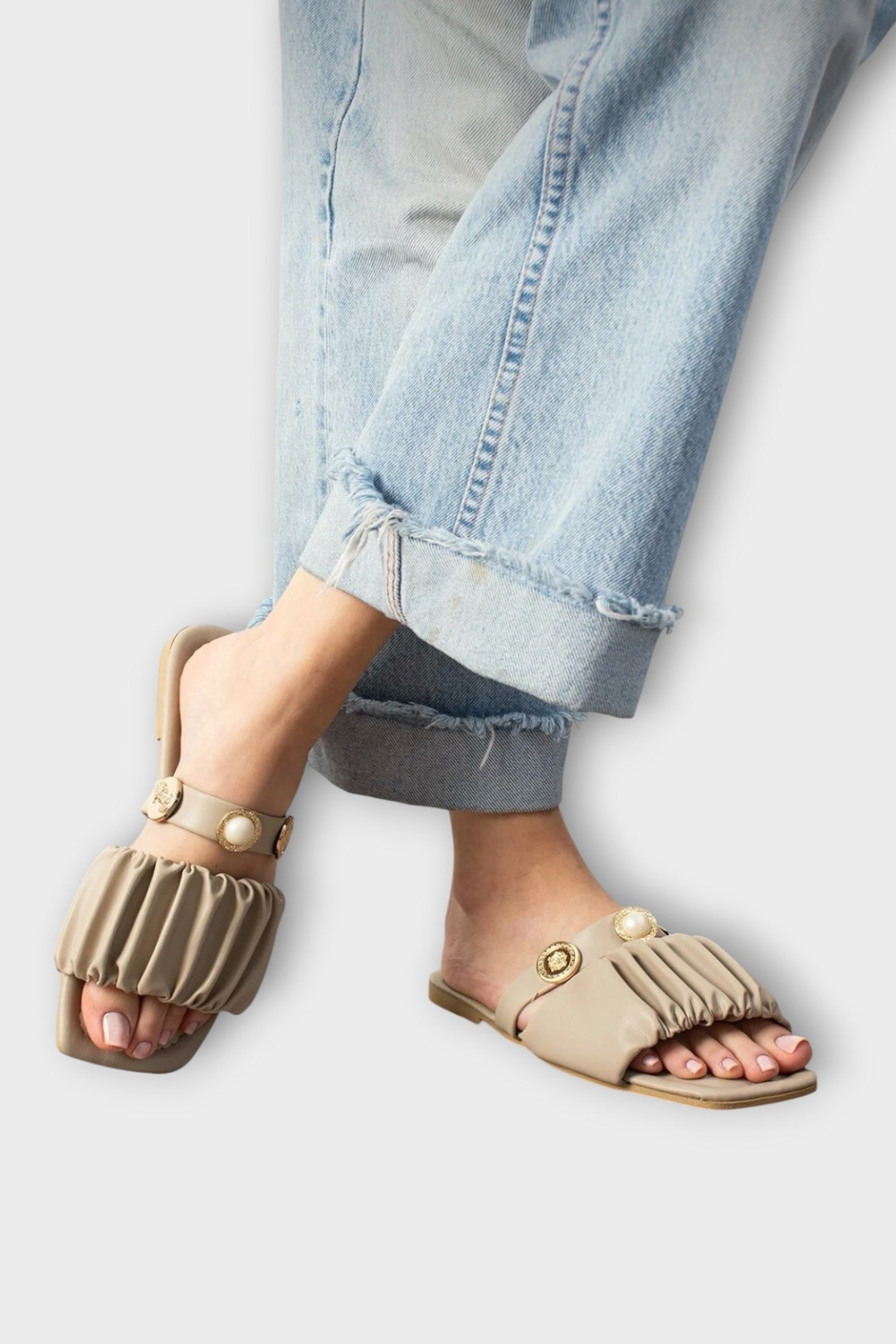 Kadın Gold Detaylı Büzgülü Kadın Terlik VİZON