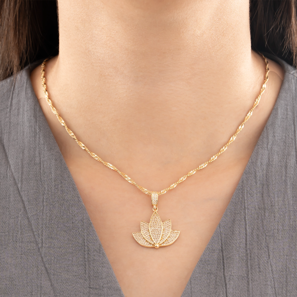 Taşlı Lotus 14 Ayar Altın Kolye