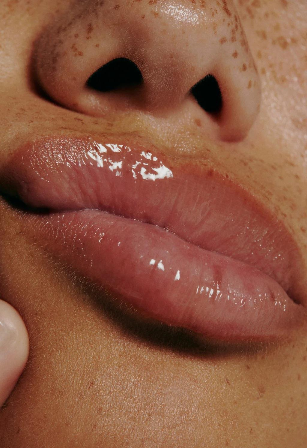 Rhode Peptide Lip Treatment Vanilla