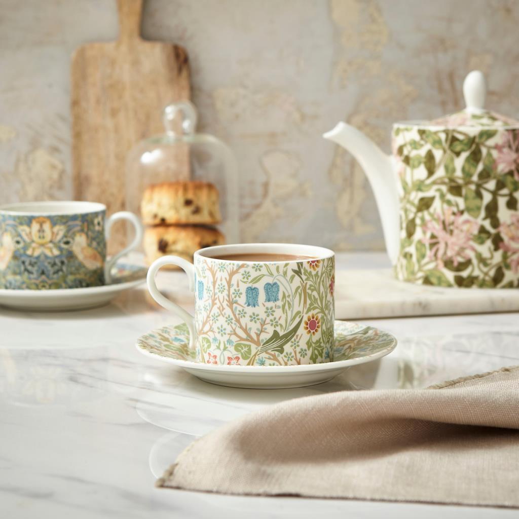 Spode Morris& Co Blackthorn Çay Fincanı + Tabağı