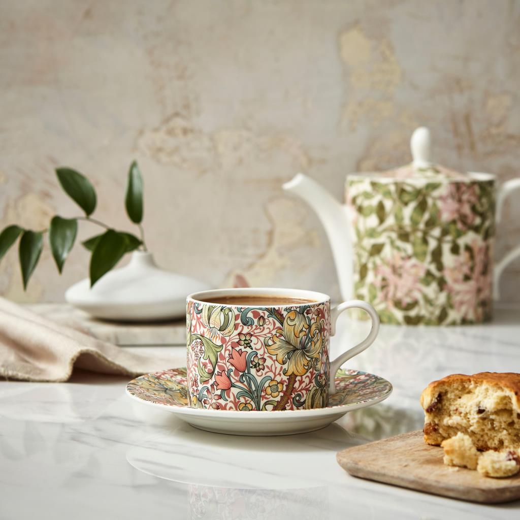 Spode Morris& Co GoldenLily Çay Fincanı + Tabağı