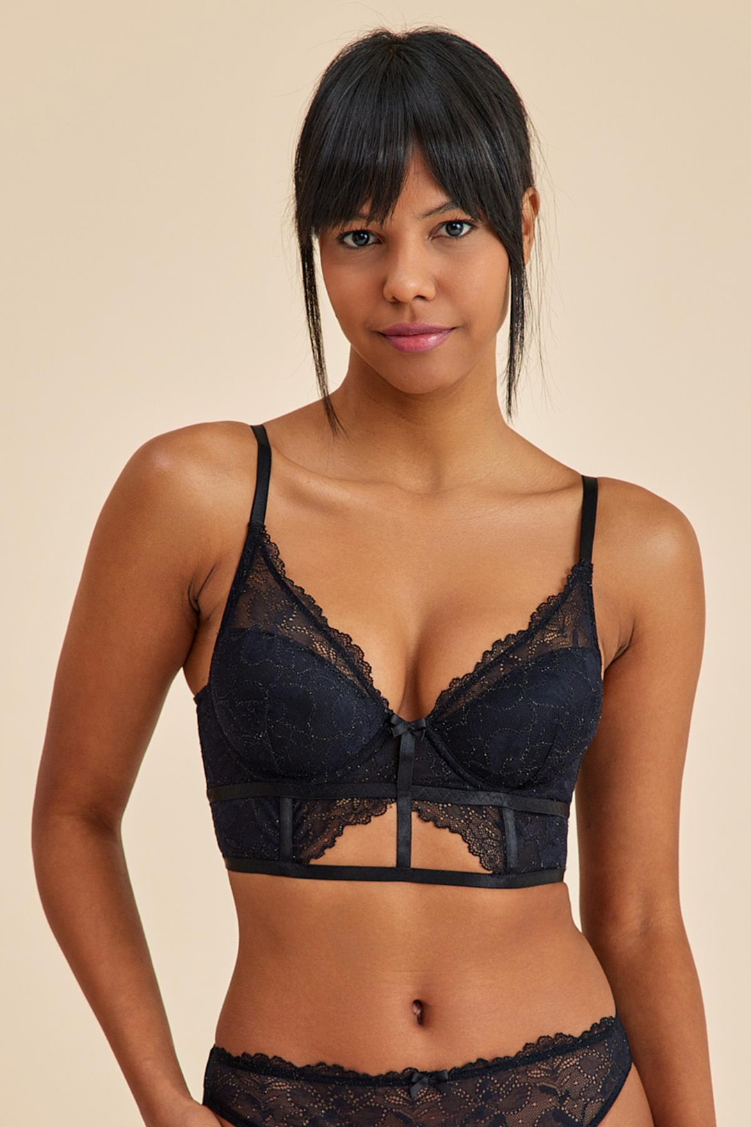 Transseksual bir yigitni onlayn sikadi