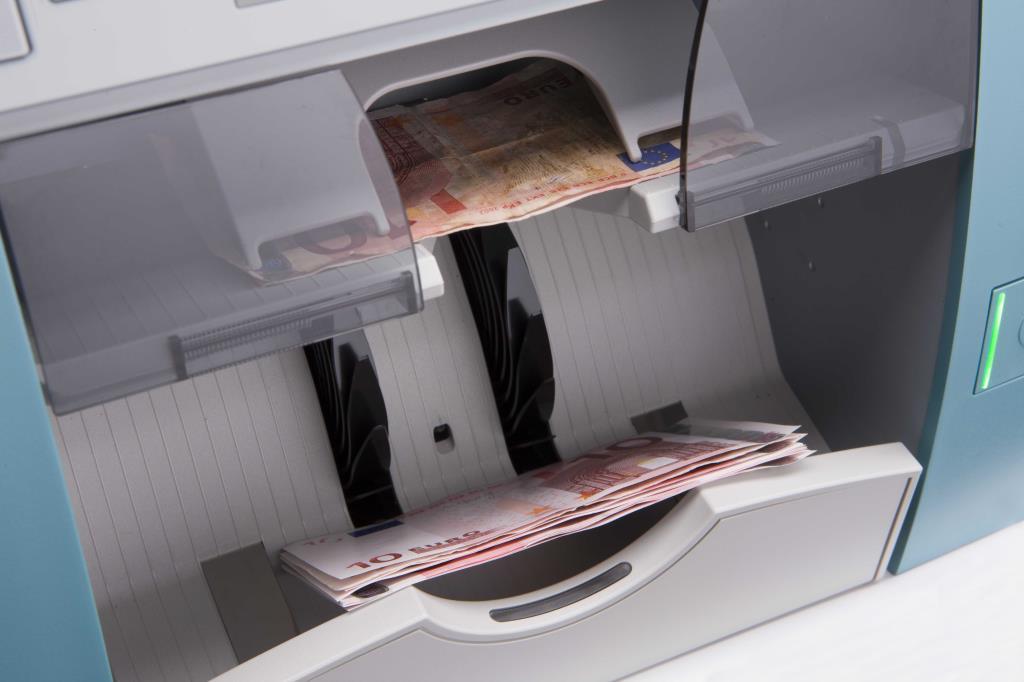 Giesecke+DevrientGiesecke+Devrient BPS C1 Profesyonel Banknot Sayma ve Tanıma Makinesi, 10 Ülke Para Birimi, Çek OkumaBPSC1