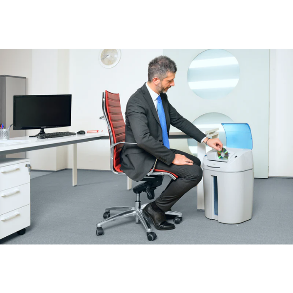 KobraKOBRA +2 SS7 E/S Profesyonel Düz Kesim Evrak İmha Makinesi 38.5 LitreKOBRA +2 SS7 E/S