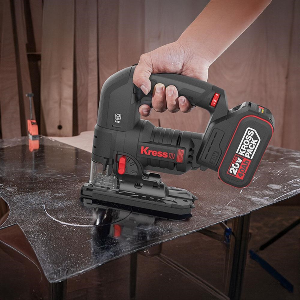 KressKress KUE26 20Volt 4.0Ah Li-ion Çift Akülü Profesyonel Kömürsüz Devir Ayarlı Şarjlı Dekupaj TestereKUE26