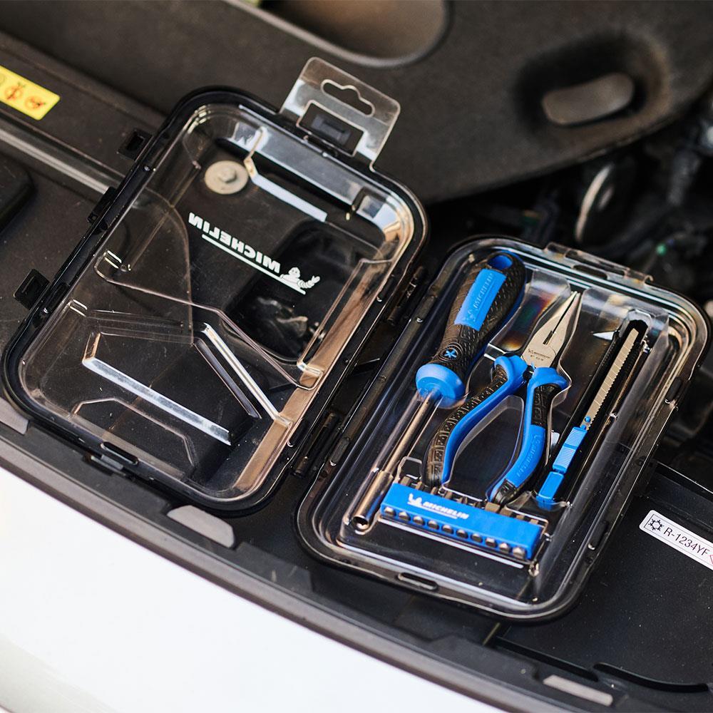 MichelinMichelin MC33320 13 Parça CR-V Kargaburnu + Maket Bıçağı Bits Tornavida SetiMC33320