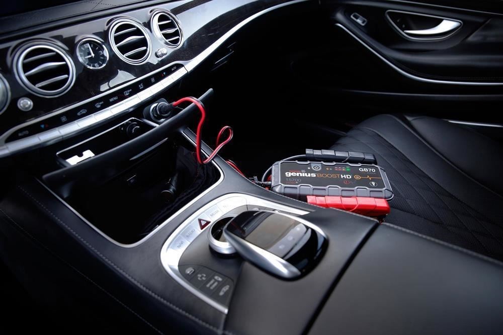 NOCONOCO Genius GB70 12V 2000Amp Ultrasafe Lityum Akü Takviye + Powerbank + Led LambaGB70