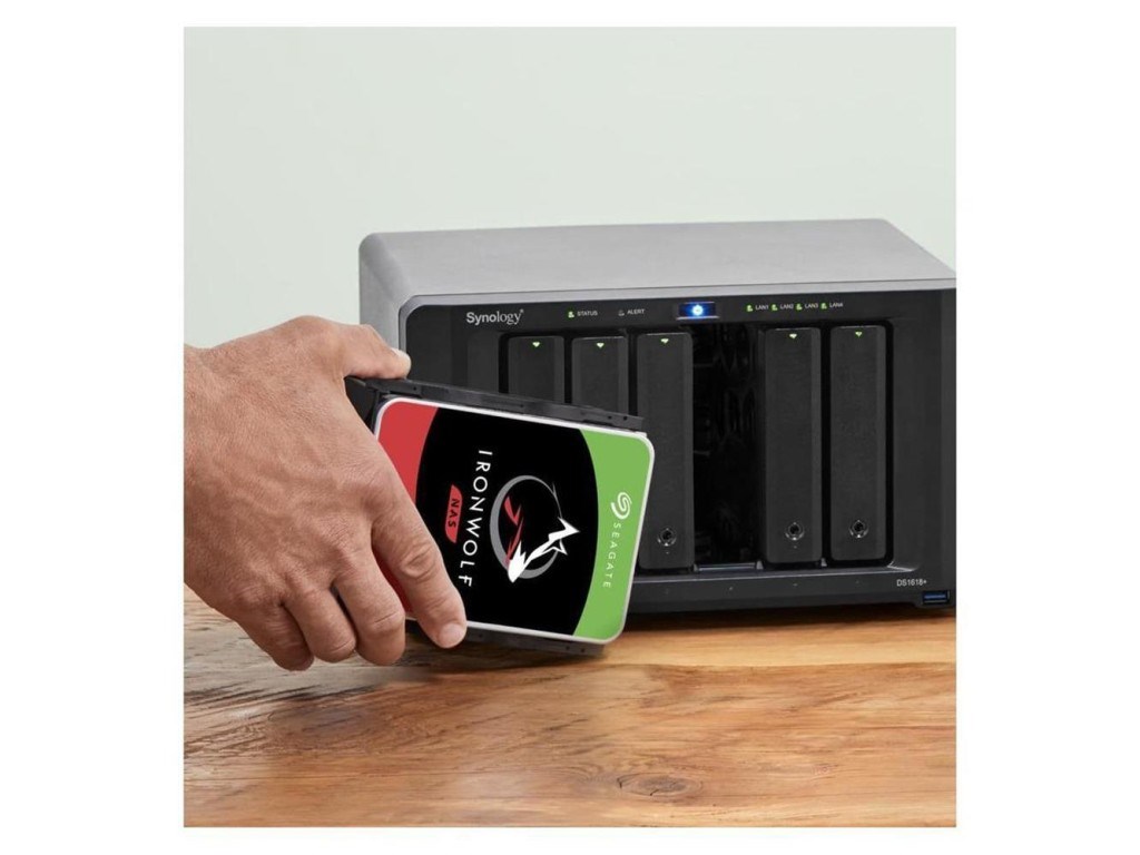 SEAGATESeagate 10TB Ironwolf ST10000VN000 3.5